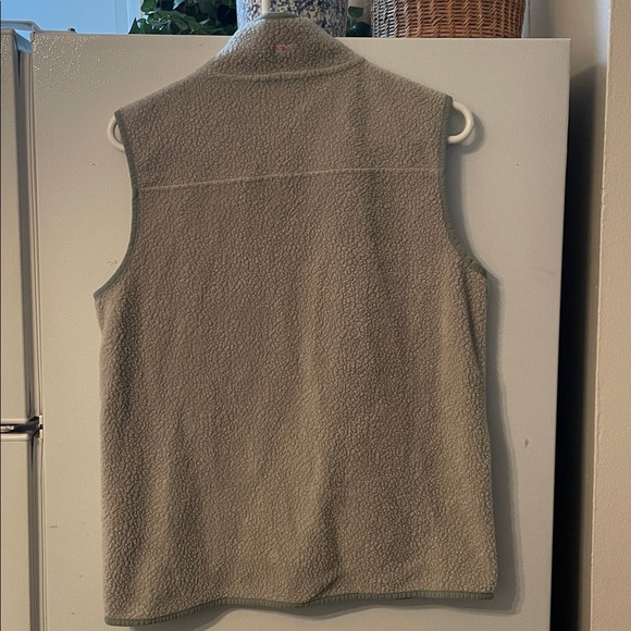Vineyard Vines Women’s Small Light Green Fleece Vest - Picture 8 of 8